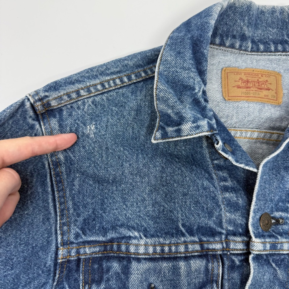 Vintage Levis 70506-0216 Denim Trucker Jacket Made in USA Blue Mens 38R - Picture 7 of 9